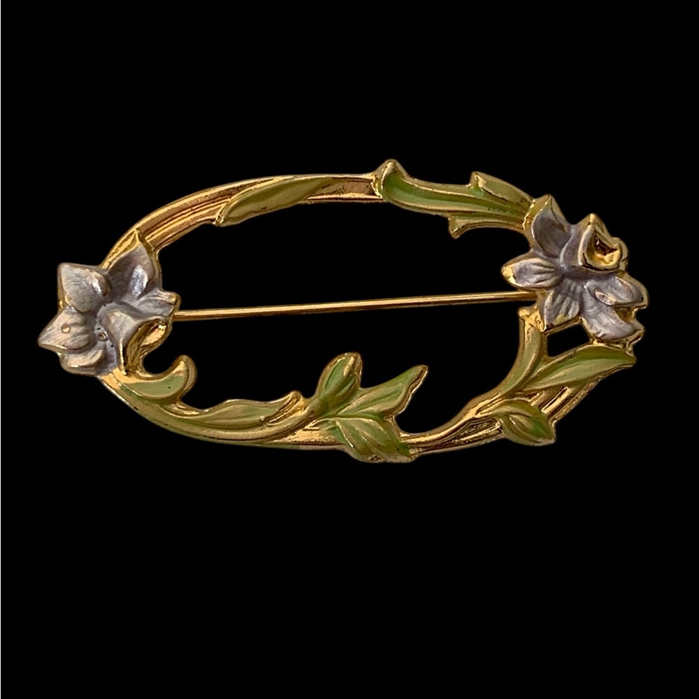 Art Nouveau Pearlized Enamel Brooch Featuring Daffodils - Picture 3 of 6
